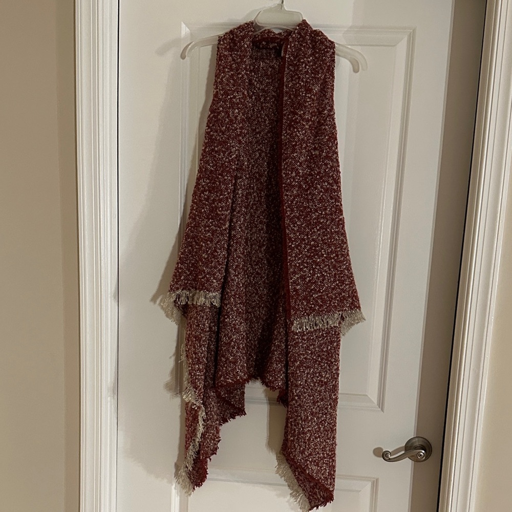 Francesca's Collections Maroon and Cream Knit Shawl One Size - New